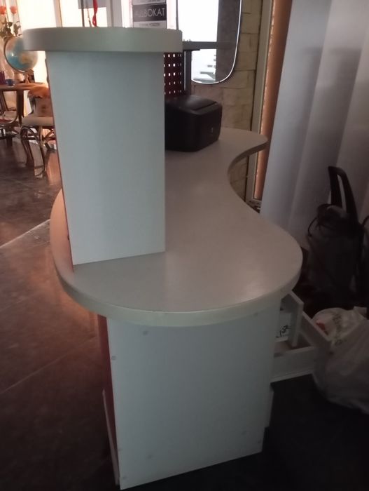 Стіл до секретаря