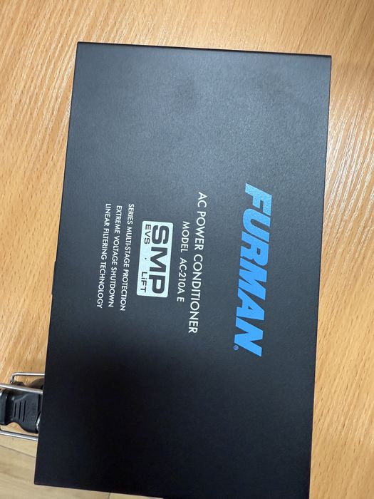Furman AC 210/AE Adapter Conditioner/Kondycjoner Zasilania