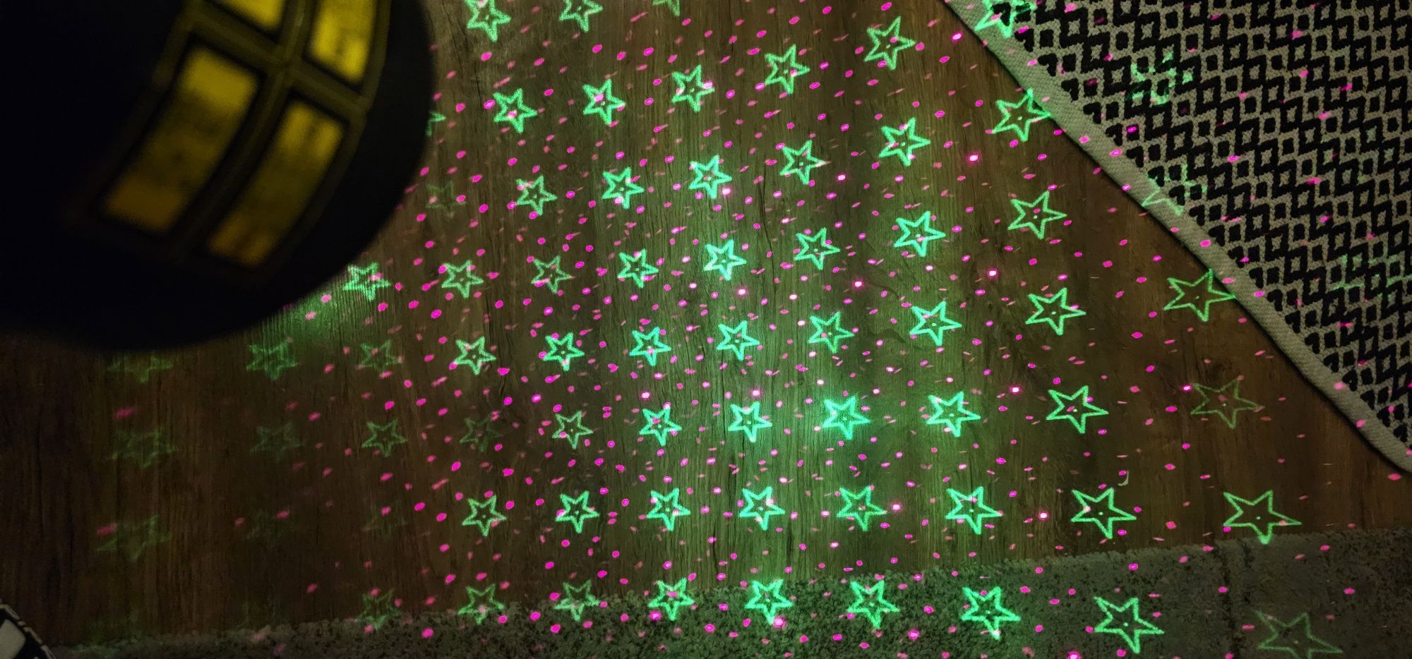 Projektor laserowy