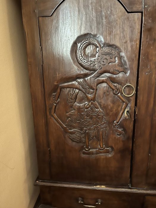 drewniana szafa antyk