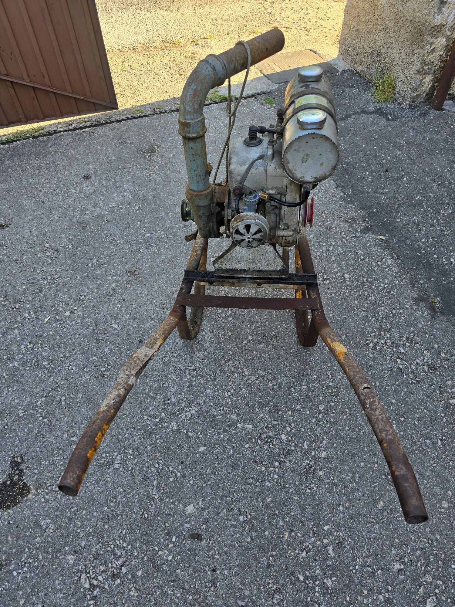 Motor rega Casal 75cm3