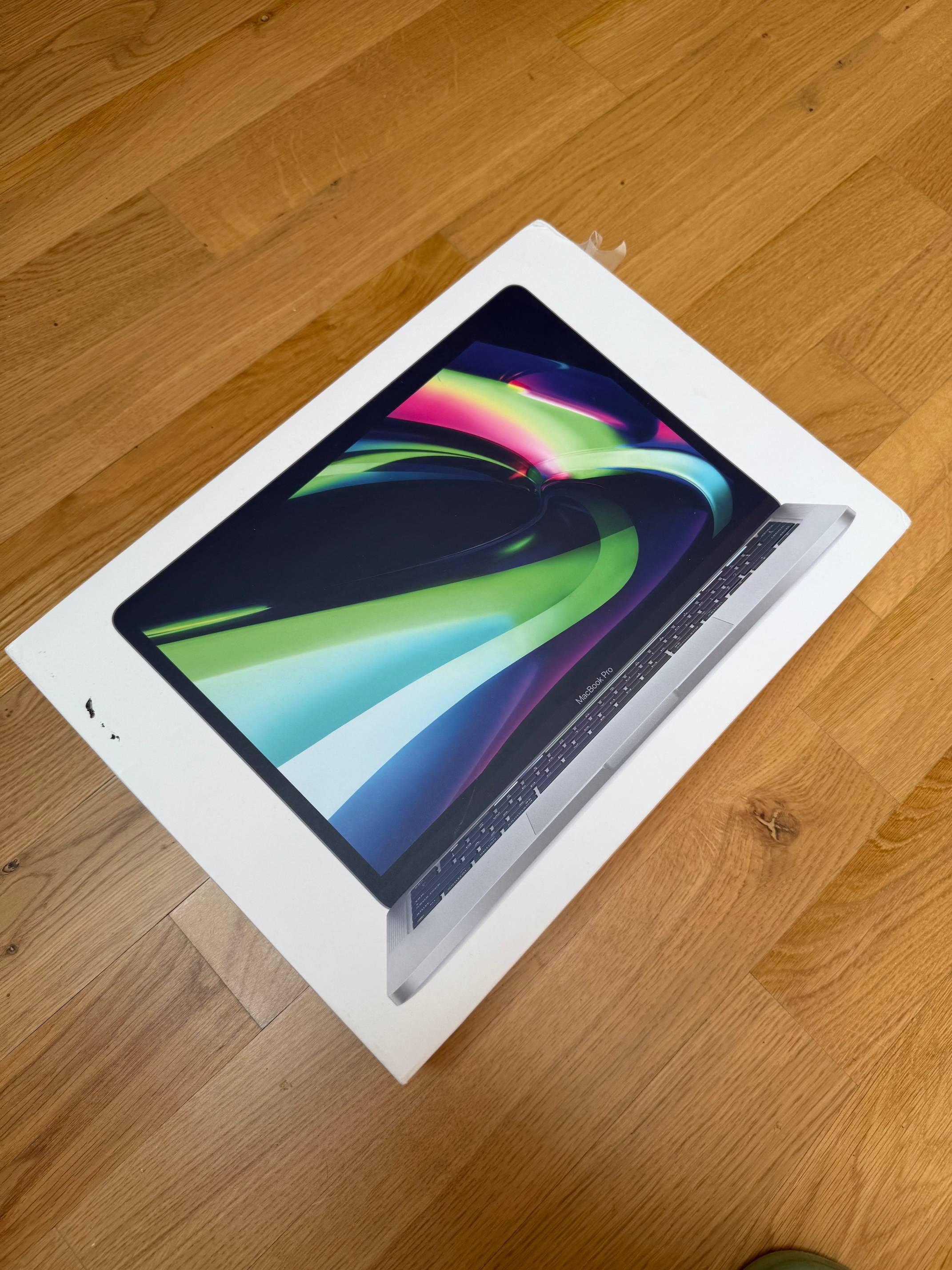 MacBook Pro 13" M1 16GB 256SSD