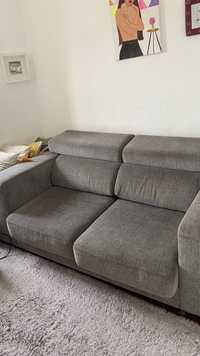 Sofa cinza dois lugar