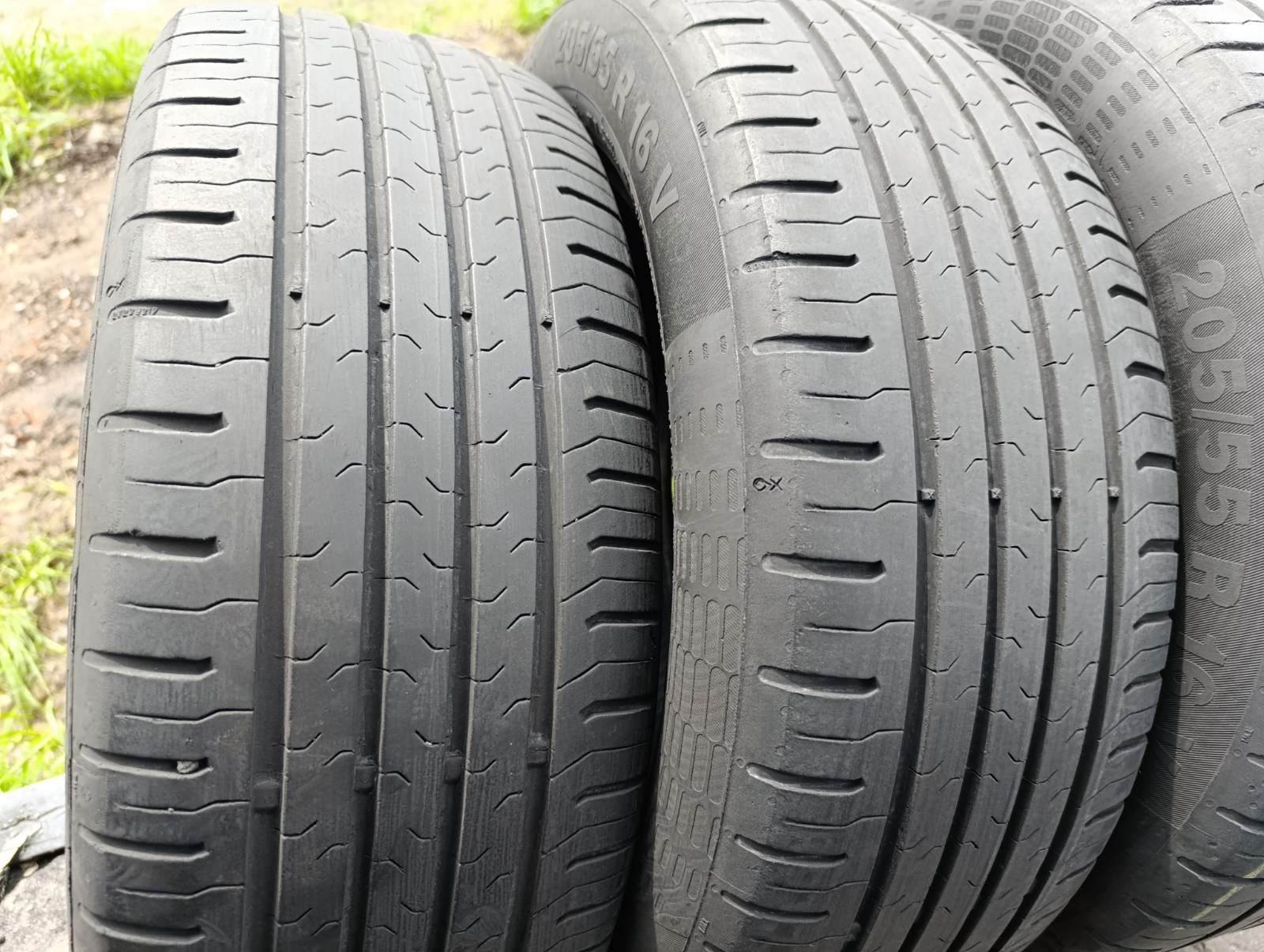 Комплект літніх шин Continental 205/55 R16