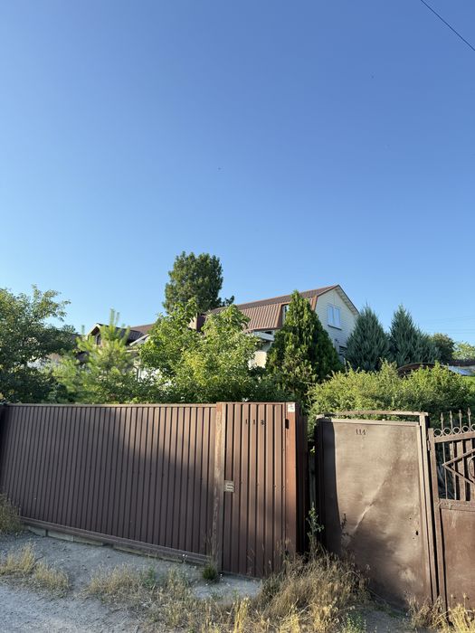 Продам дом, Левобережный 3, Берег озера,возле Караван