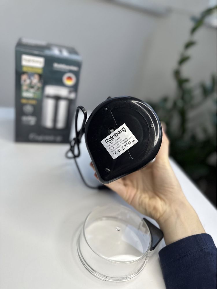 Кофемолка кавомолка подрібнювач Rainberg 600W дуже потужна !!!