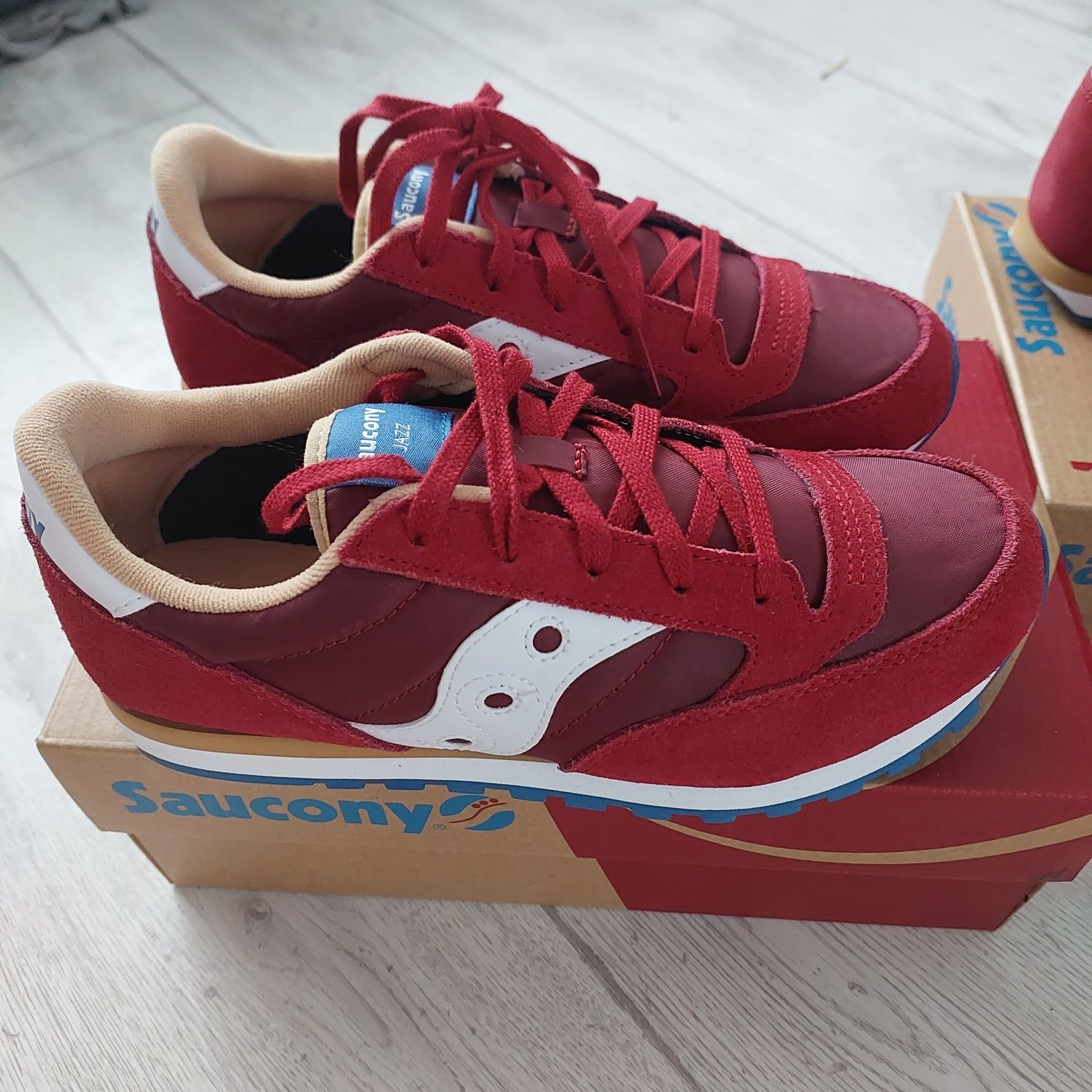 Кроссовки  Saucony на мальчика 37.5