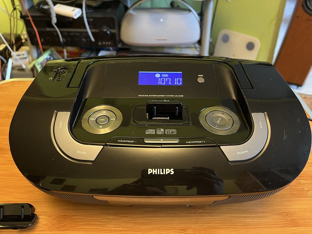 Мінісистема Philips AZ1330D/12 з доком для iPod/iPhone