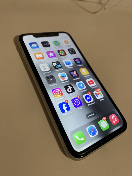 Iphone 11 64 gb білий