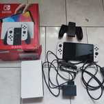 Konsola Nintendo switch OLED pełen zestaw