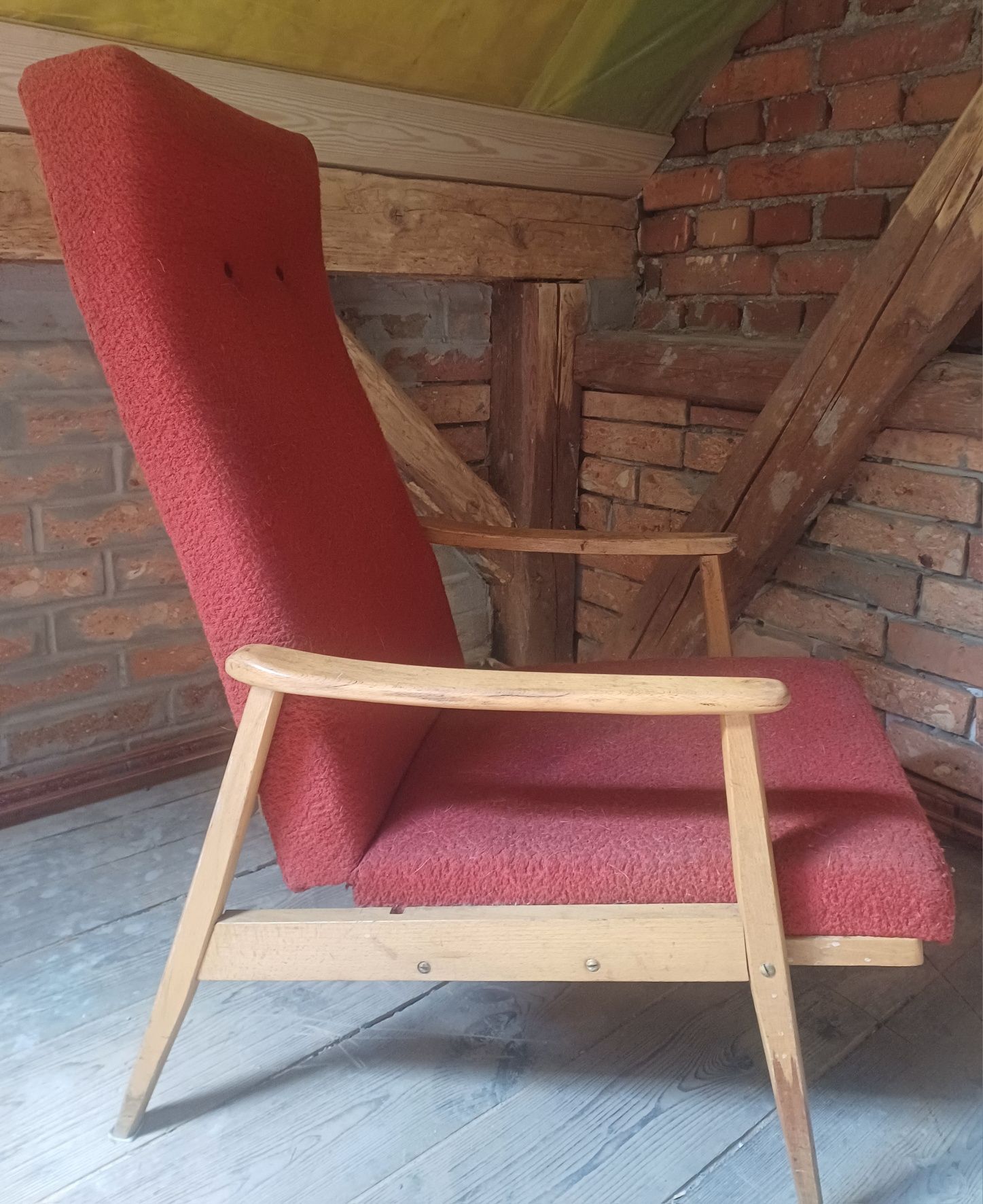 Rozkładany fotel Františka Jiraka