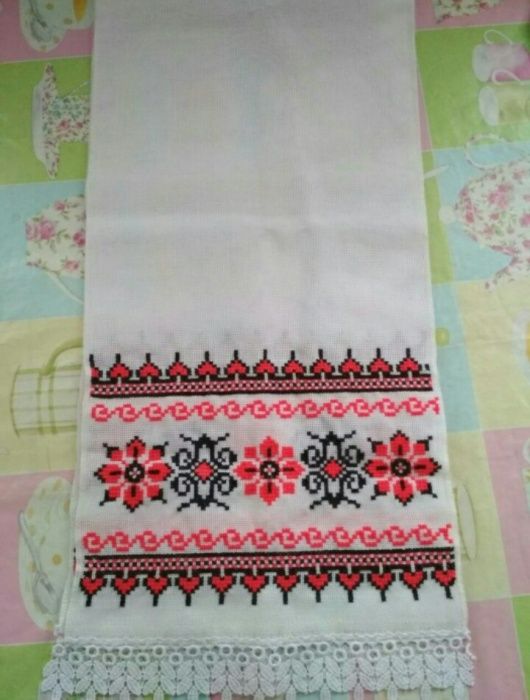 Рушник вишитий крестиком