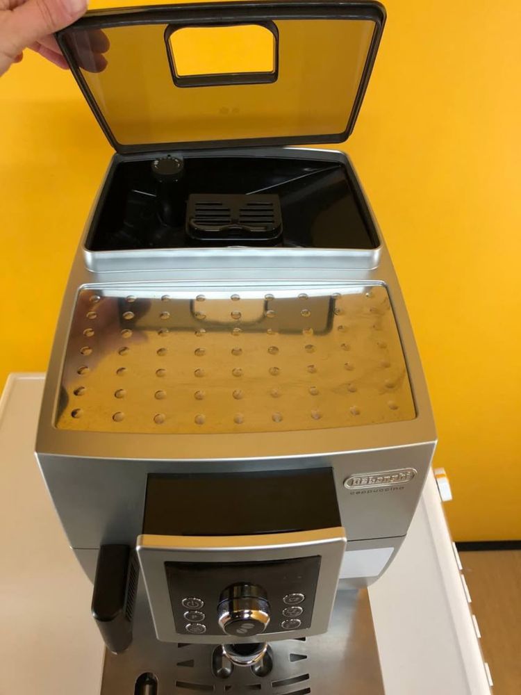 Кавомашина Delonghi ECAM 23.466.S