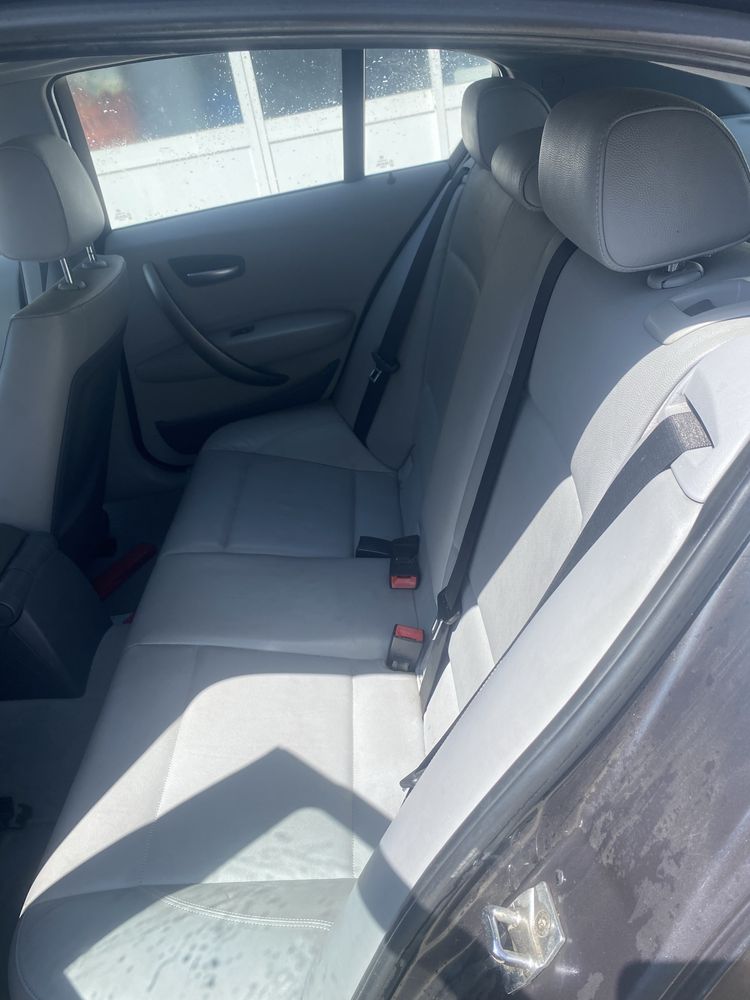 BMW 116i 2006 – Gasolina