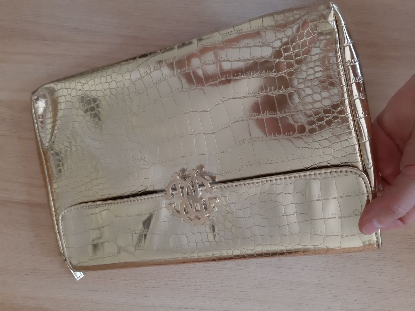 Nowa duża kopertówka torebka kosmetyczka Roberto Cavalli złota
