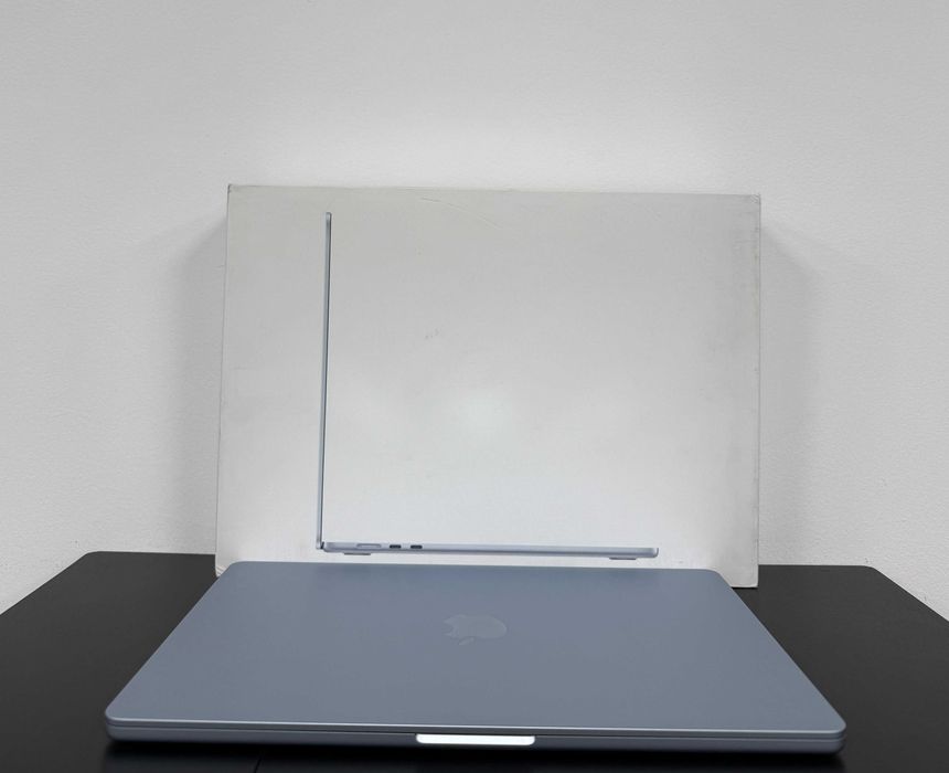 Macbook Air 15 2025 (M4/16gb/256 ssd) Гарантія . 11092SV