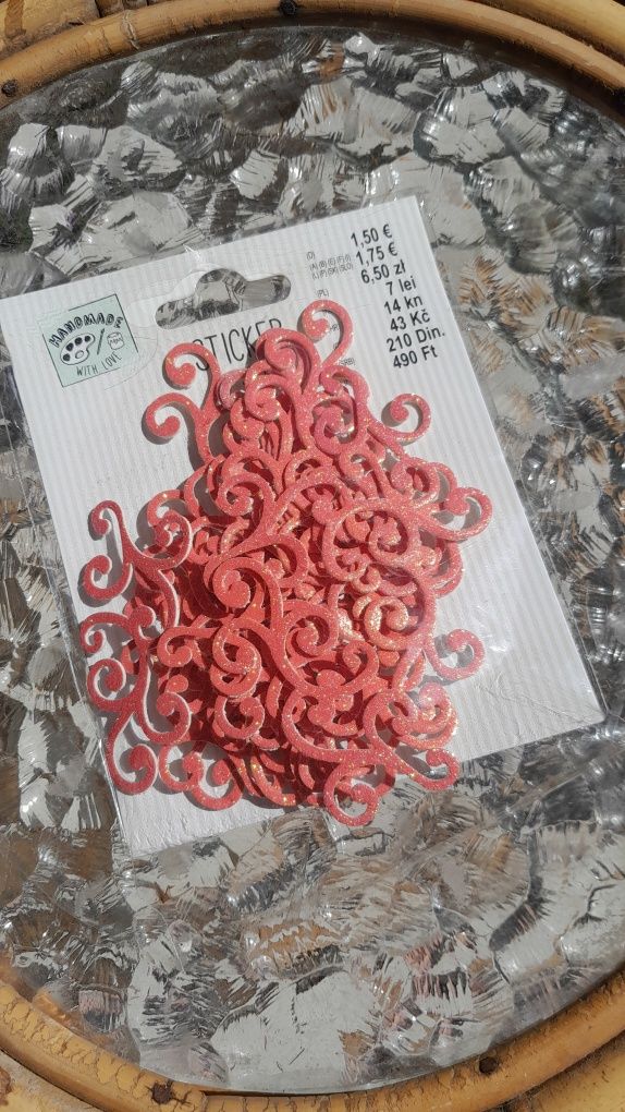 Ozdoby papiernicze