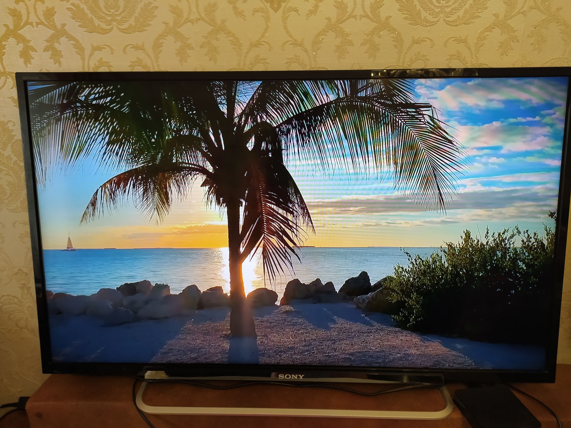 Телевизор Sony Bravia 40 дюймов