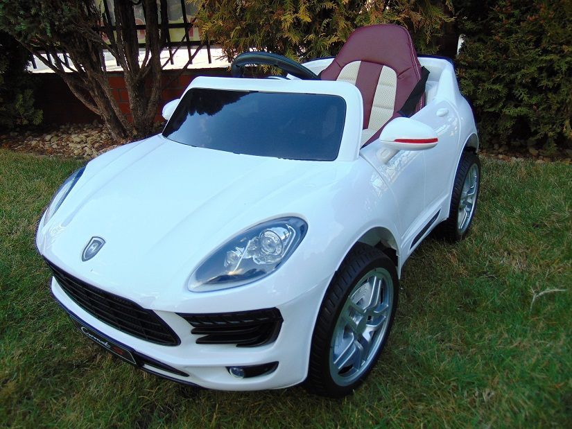 JAREX Samochód na akumulator Cornet S miękkie koła Eco skóra FM