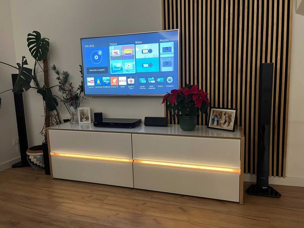 Zestaw TV Panasonic TXL47ET60E + kino domowe SAMSUNG H5530