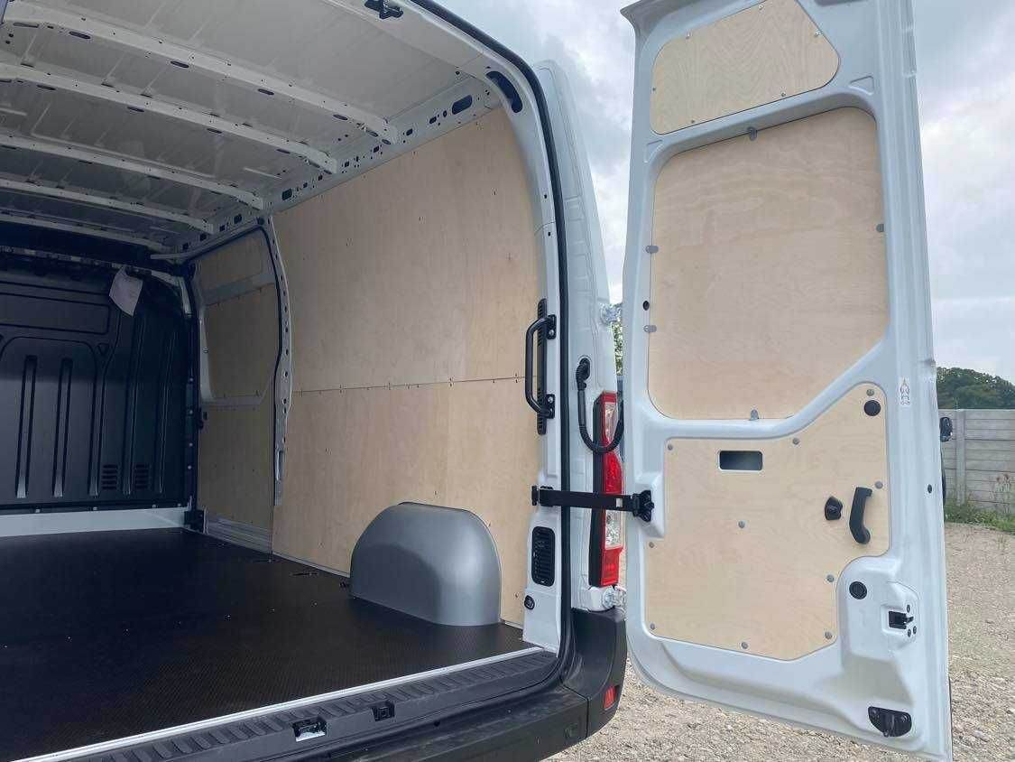 Renault Master L3H2 Zabudowa busa Podłoga ze sklejki DOSTAWA GRATIS