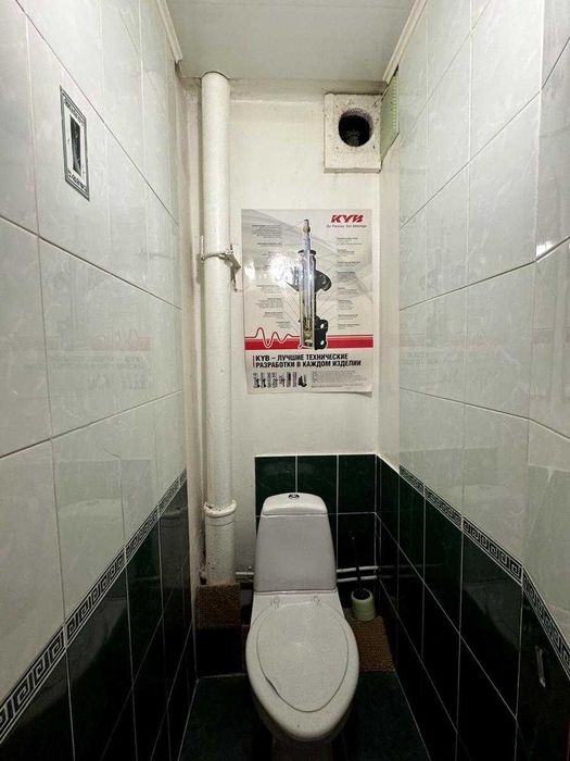 Продам 2 к вул Червоної Калини 22  Троещина