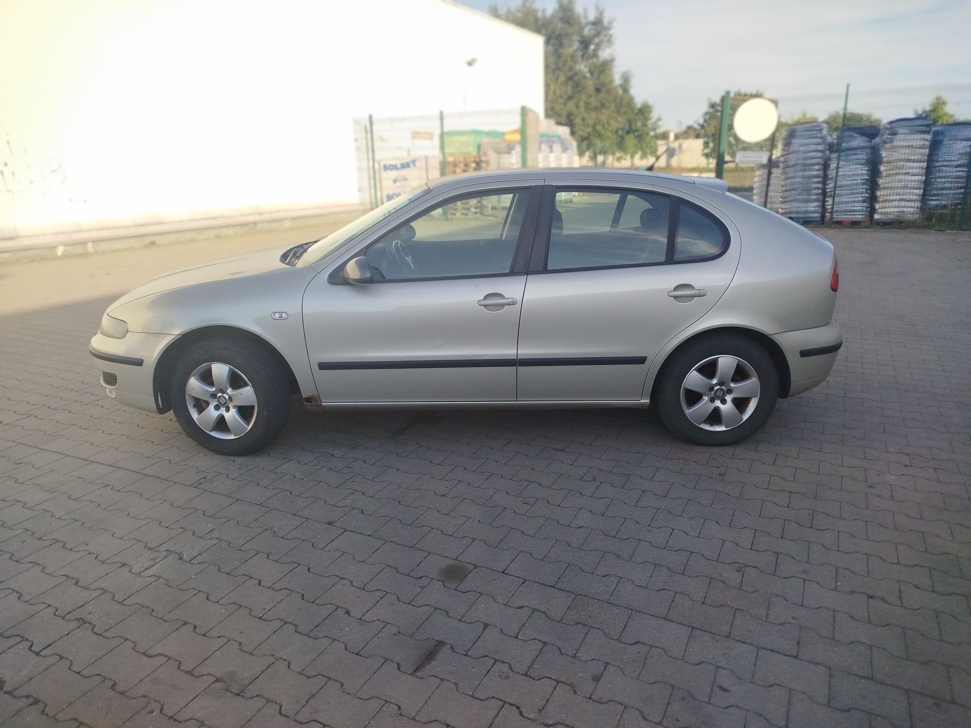 Seat Leon 2004r. Auto na dojazdy do pracy.
