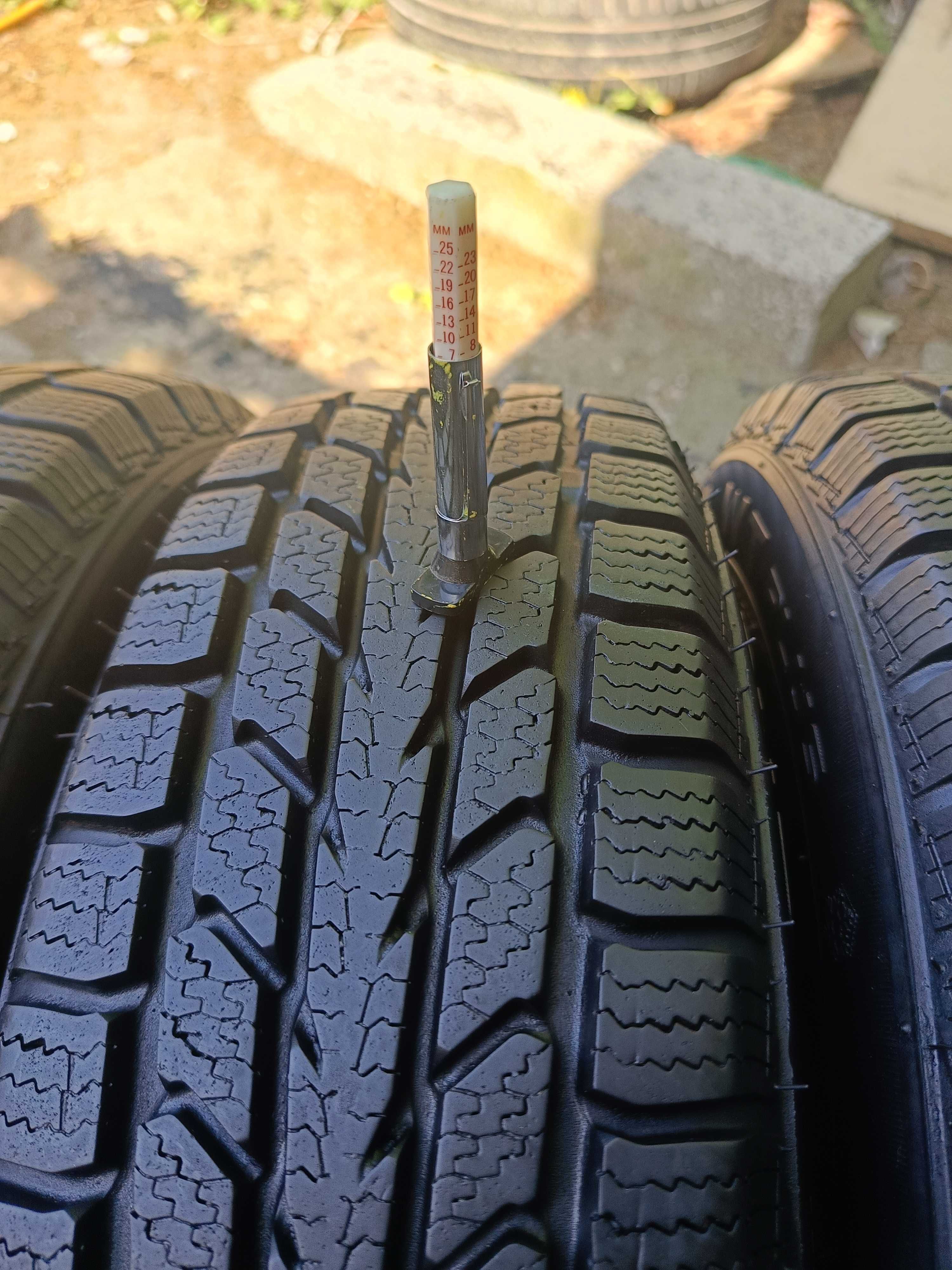 Opony zimowe 155/70r13