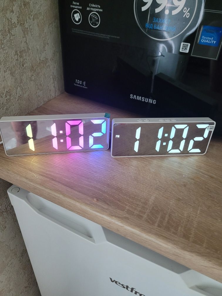 LED часы- будильник GH0725 со светодиодным дисплеем