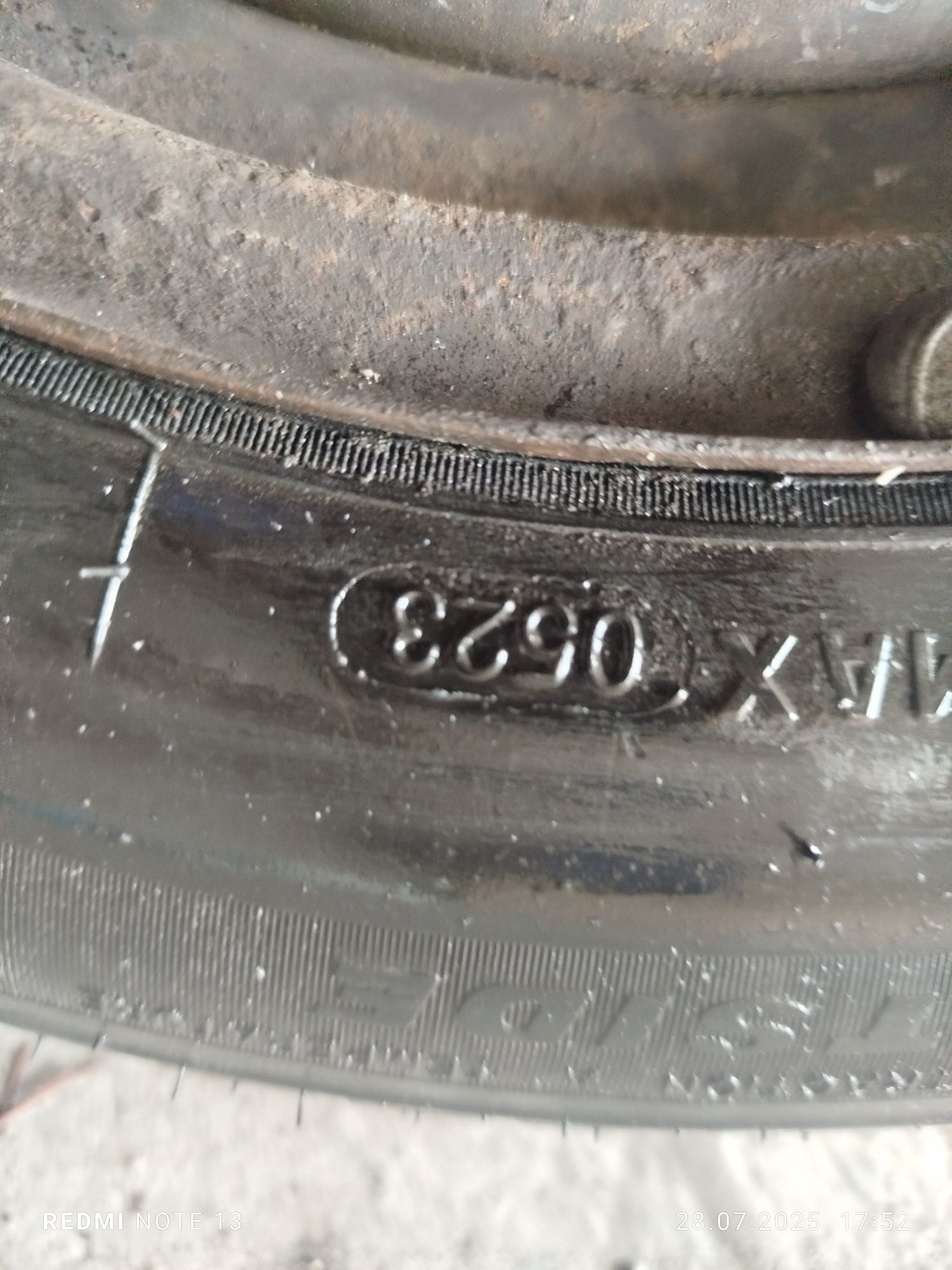 Opony letnie z felgami stalowymi 175/65/14