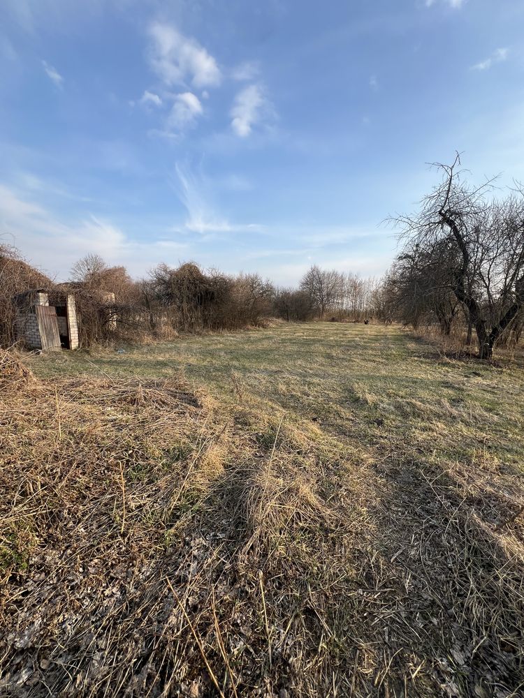 Продам будинок в селі недалеко від Чернігів