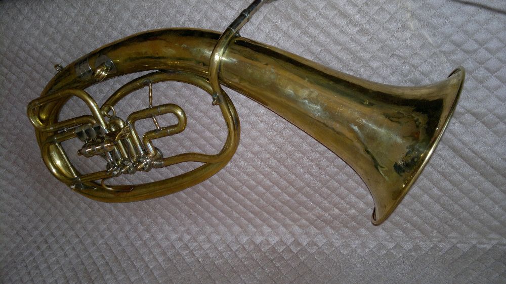 Tuba-Tenorhorn-Lignatone.