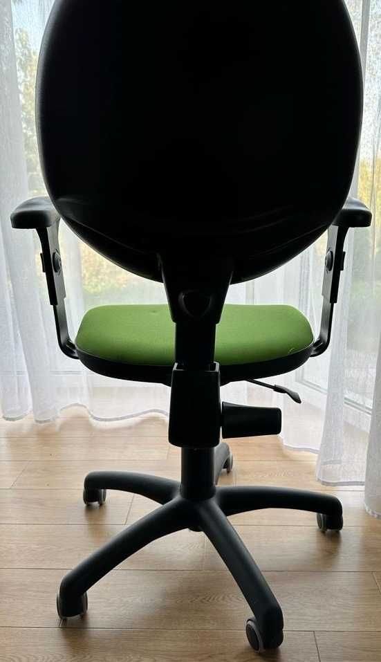 fotel/krzesło biurowe młodzieżowe zielone