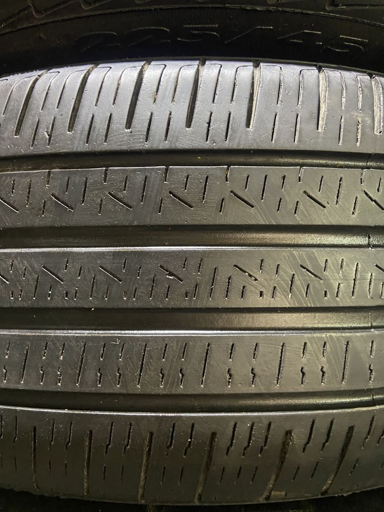 225/45/18 Pirelli P7 all season run flat