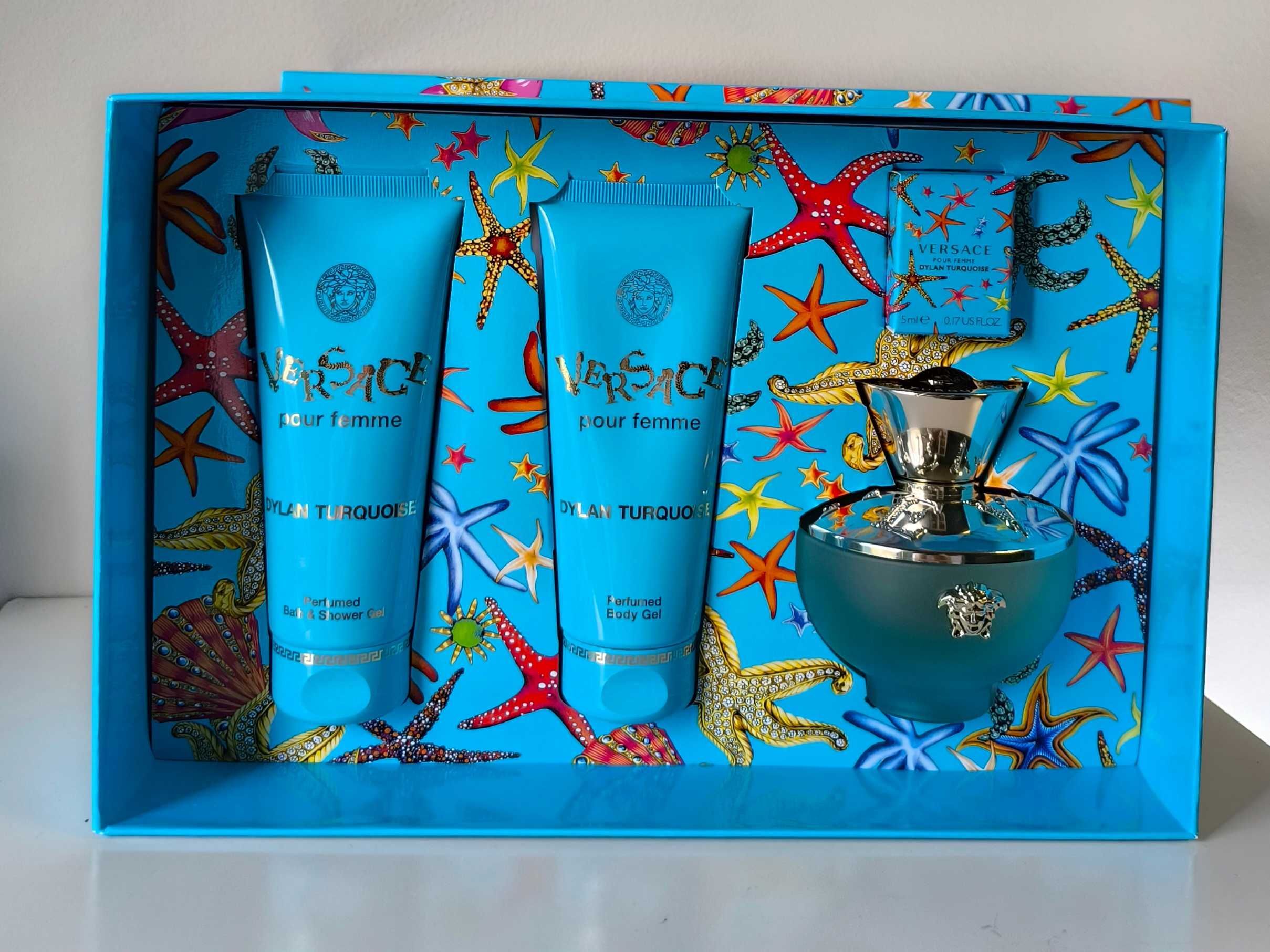 
Zestaw Versace Dylan Turquoise Pour Femme EDT