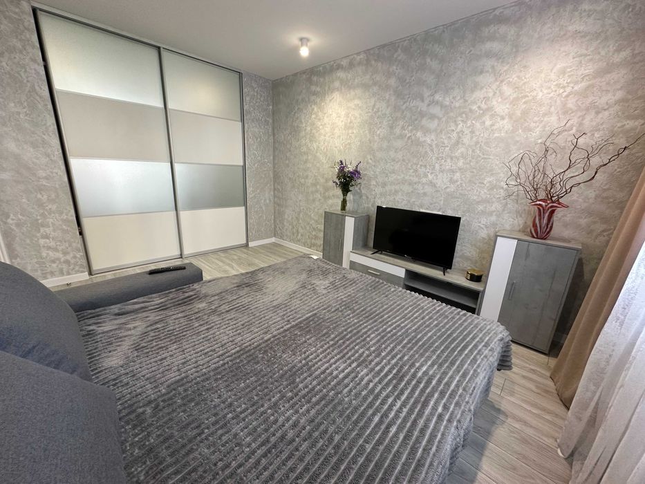 Оренда 1 к . пр Весняний 1 -А. Автономне опалення. 1 - й пов.