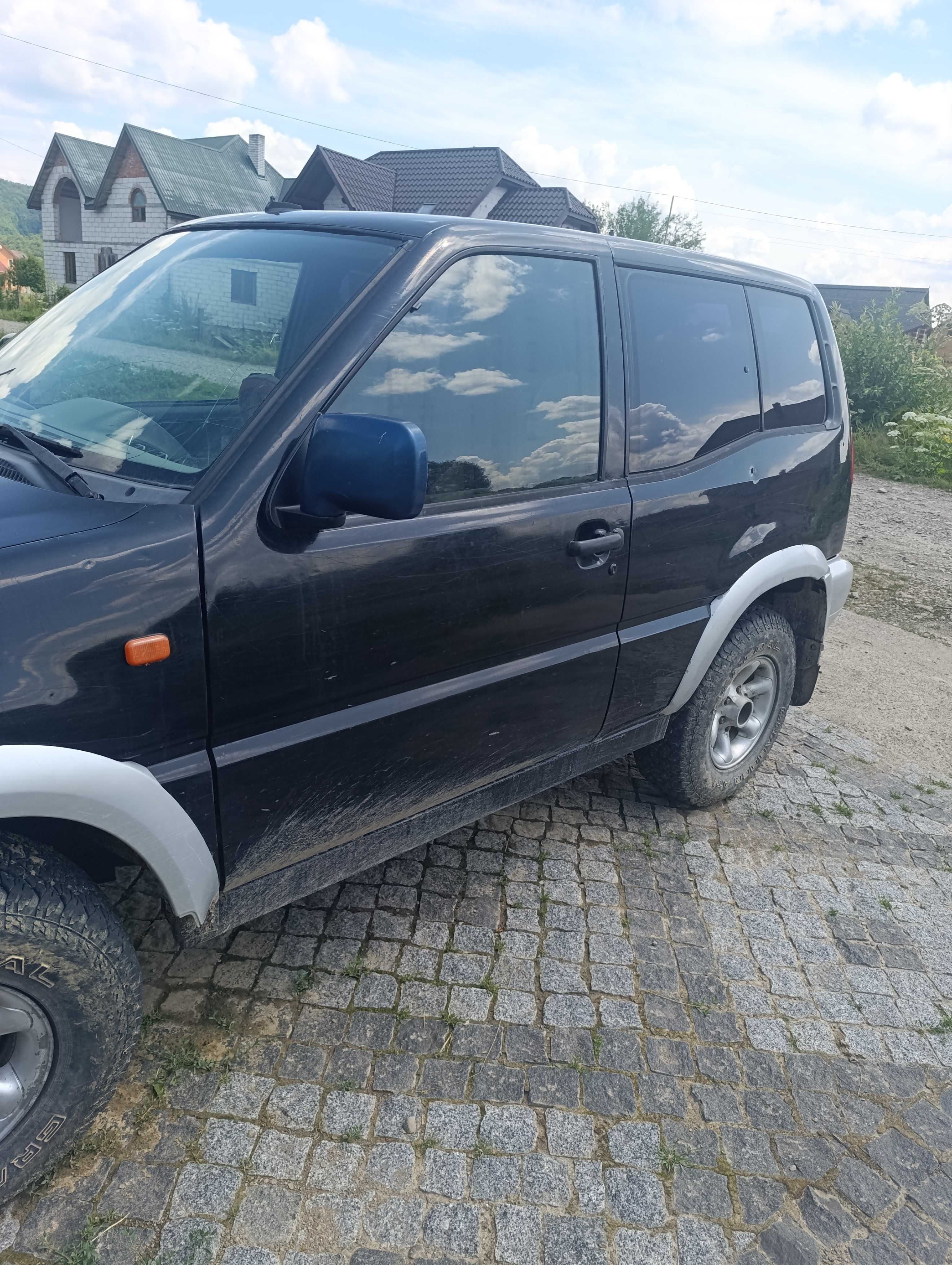 Автомобіль Ford Maverick