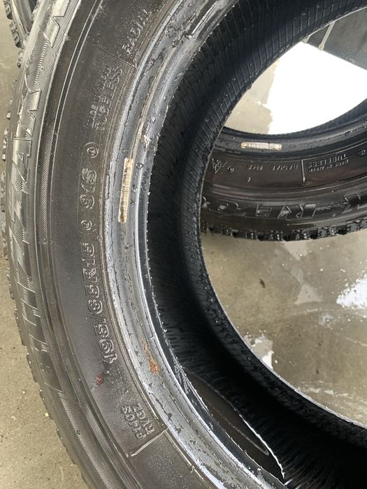Колеса зимові bridgestone 195/65R15