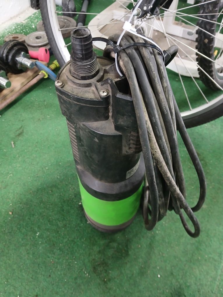 Pompa wody  Easy Pump  E DEEP 1000.