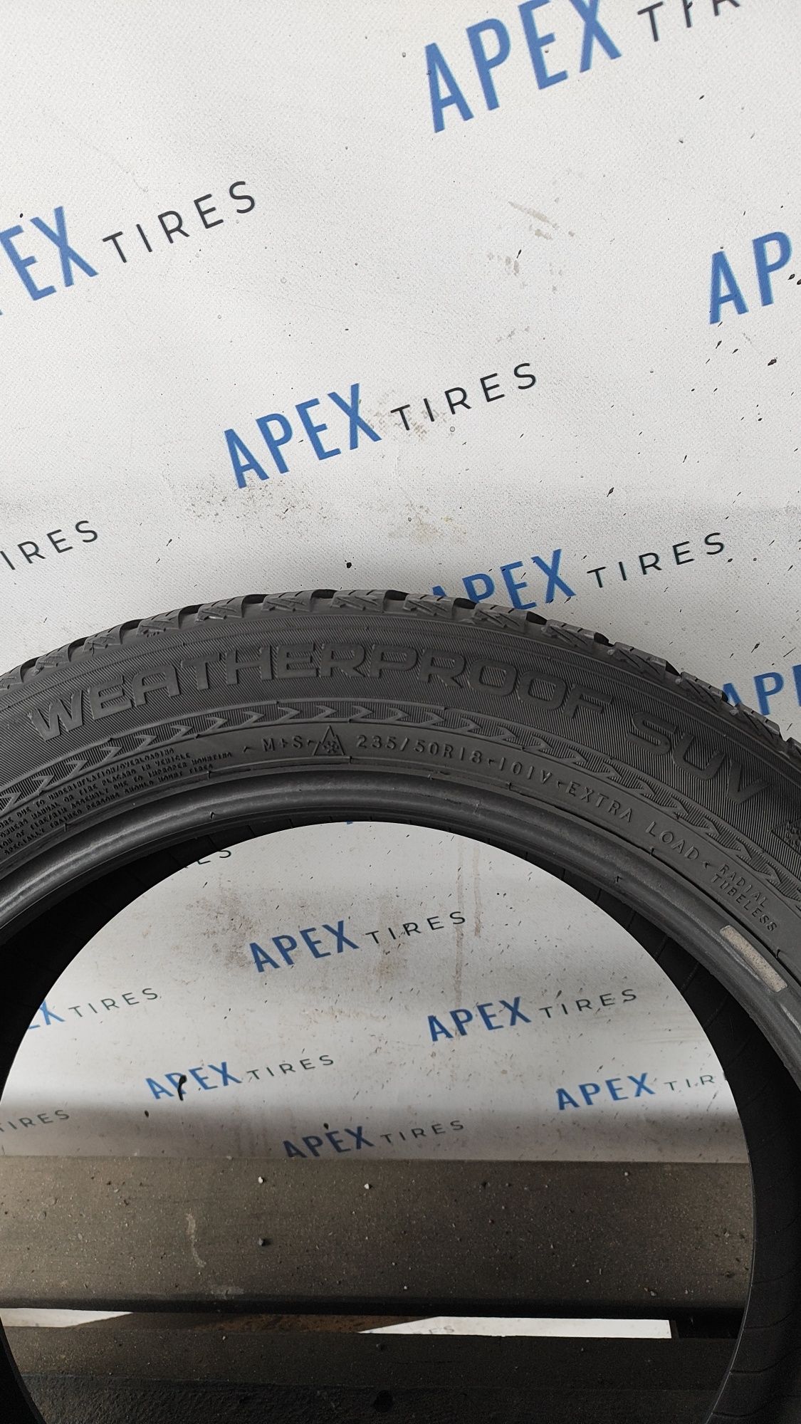 Шини Nokian зимові 235/50 R18 235*50 18 weather proof suv