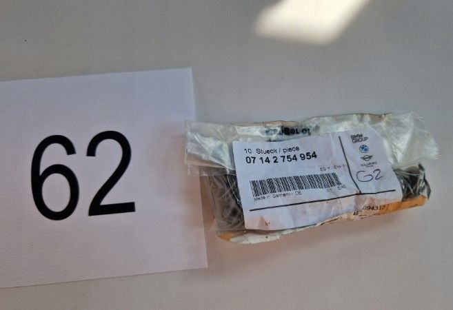Zaczep z podkładką uszczelniający BMW E84 F39 Mini F55 F57