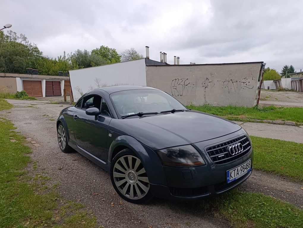 Audi TT 1.8T Quatro 225km  LPG ! *Super *Stan