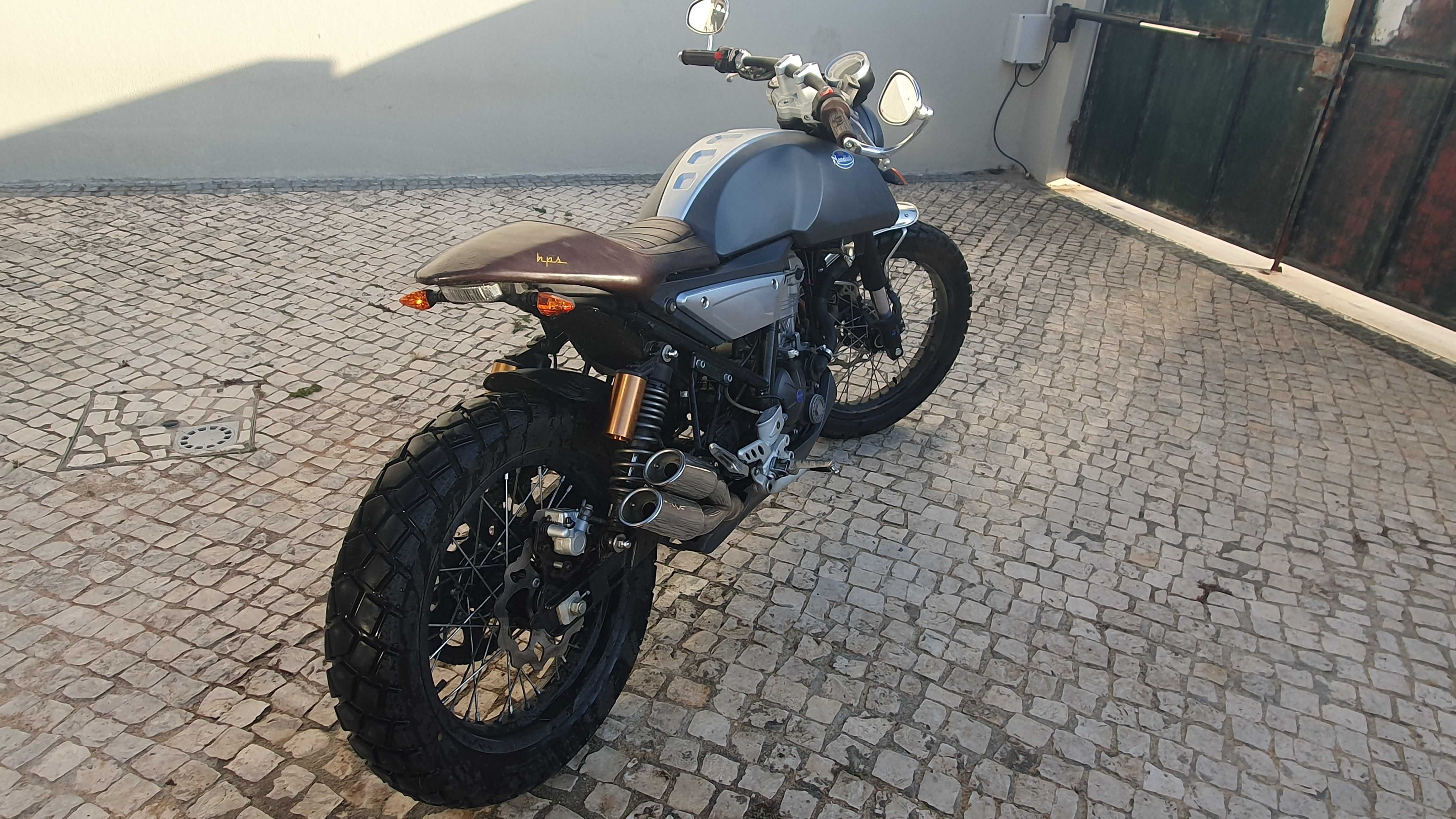 FB Mondial hps 125