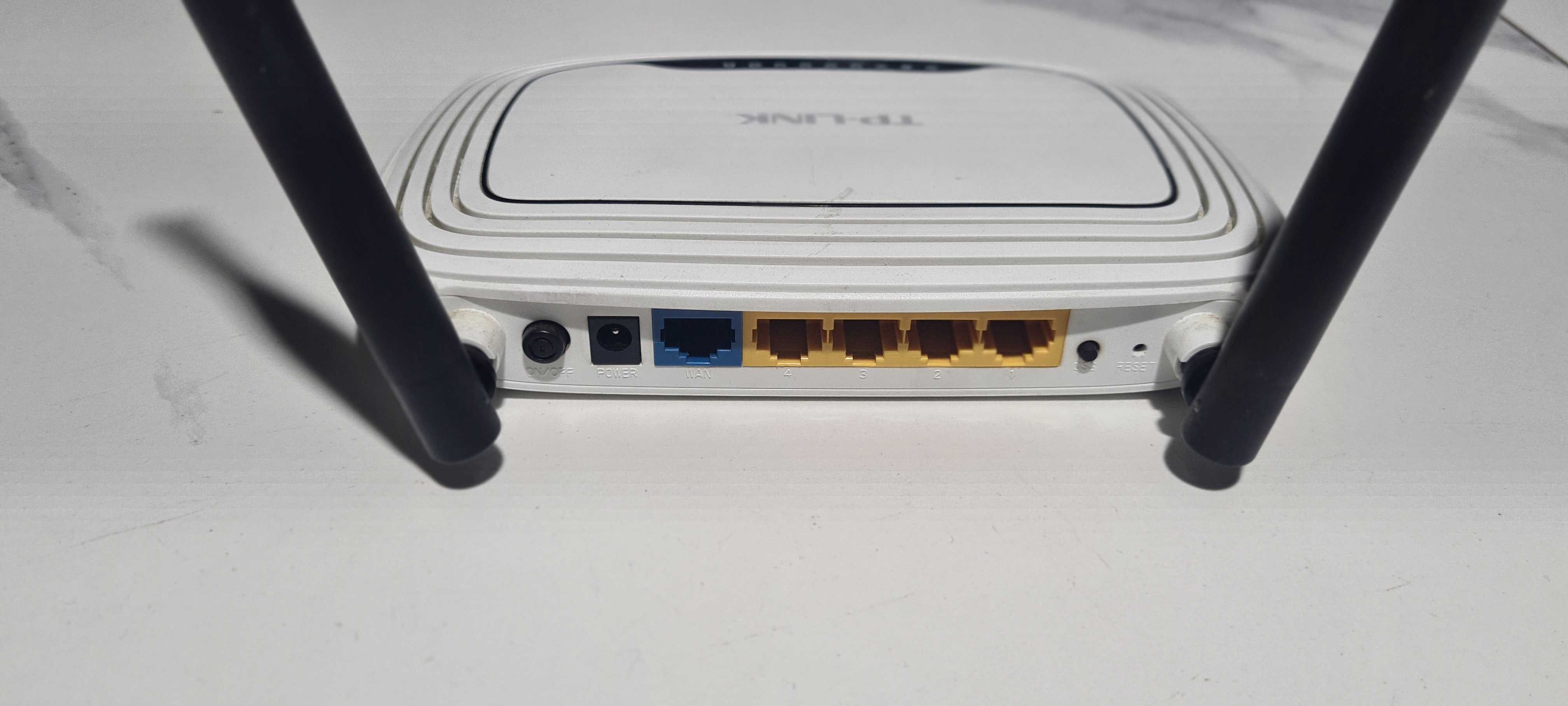 Router TP-Link 300Mbps +2 uszkodzone