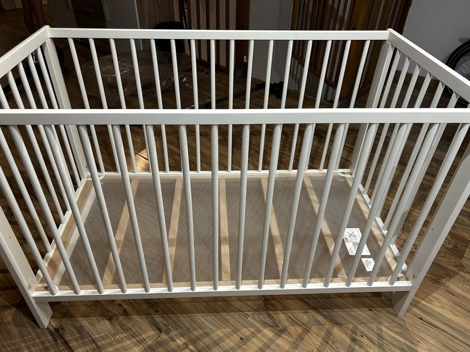 Sprzedam łóżeczko dziecięce.