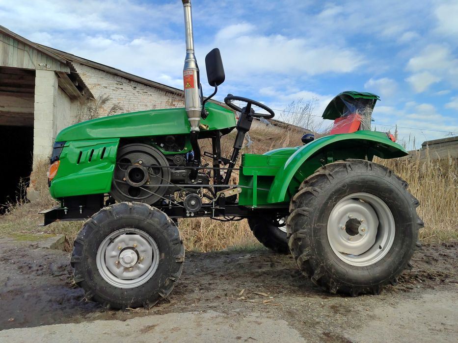 Трактор Кентавр 200В усиленный с фрезой и плугом в подарок