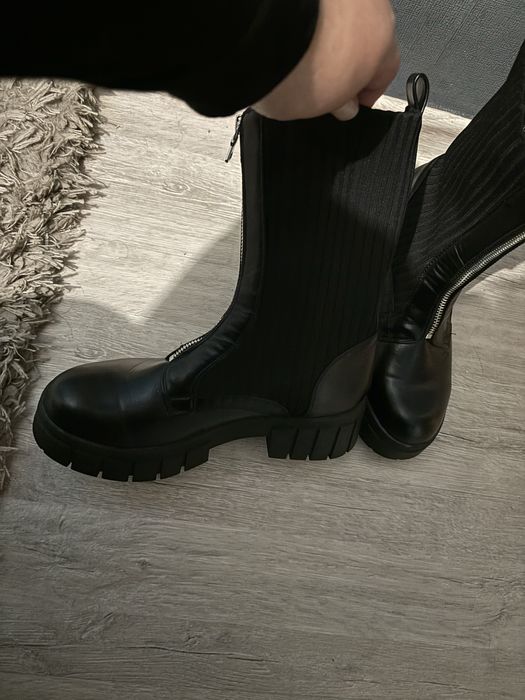 Czarne botki  rozm.40/41