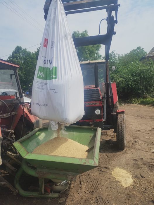 ursus c 385 -902- 912 z turem 3 sekcyjnym  i narzędzia