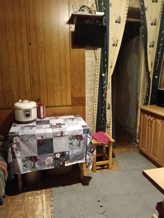 Продам 4х комнатную квартиру в центре Днепра