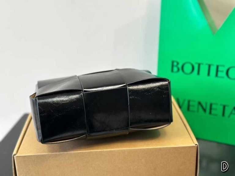 Torebka damska nowa Bottega Veneta 102463